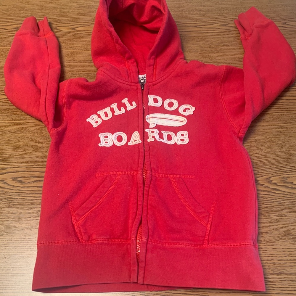 WES & WILLY HOODIE
